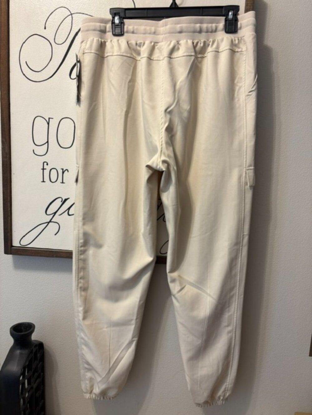 NEW Kinesis Woven Cargo Joggers Ankle Utility Pants Women's Size L - Picture 3 of 6